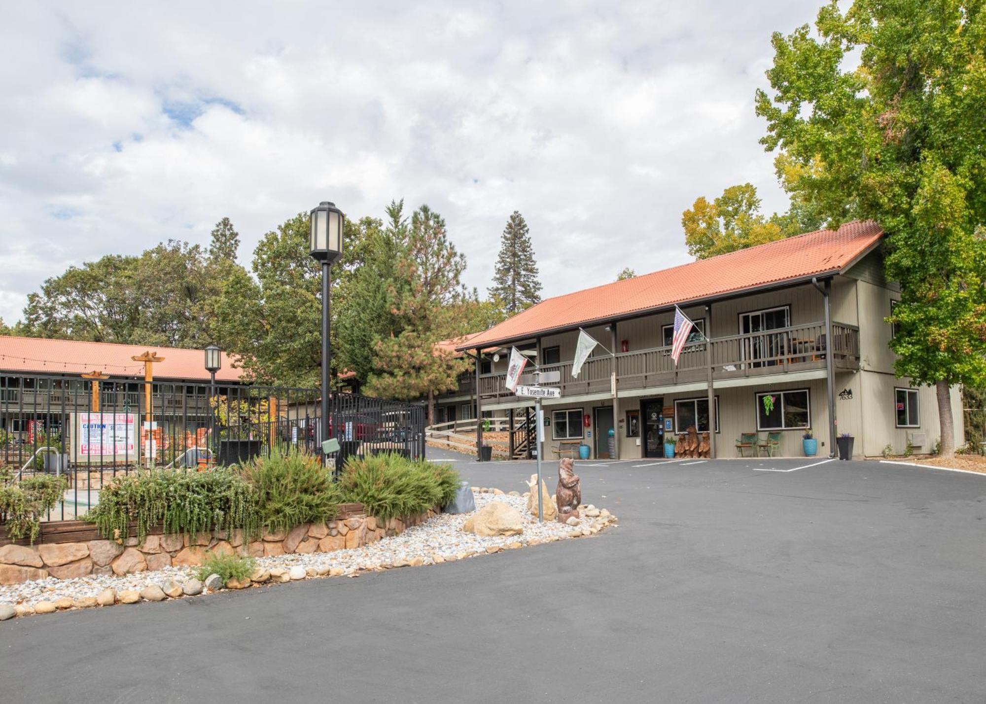 Yosemite Westgate Lodge Groveland Kültér fotó